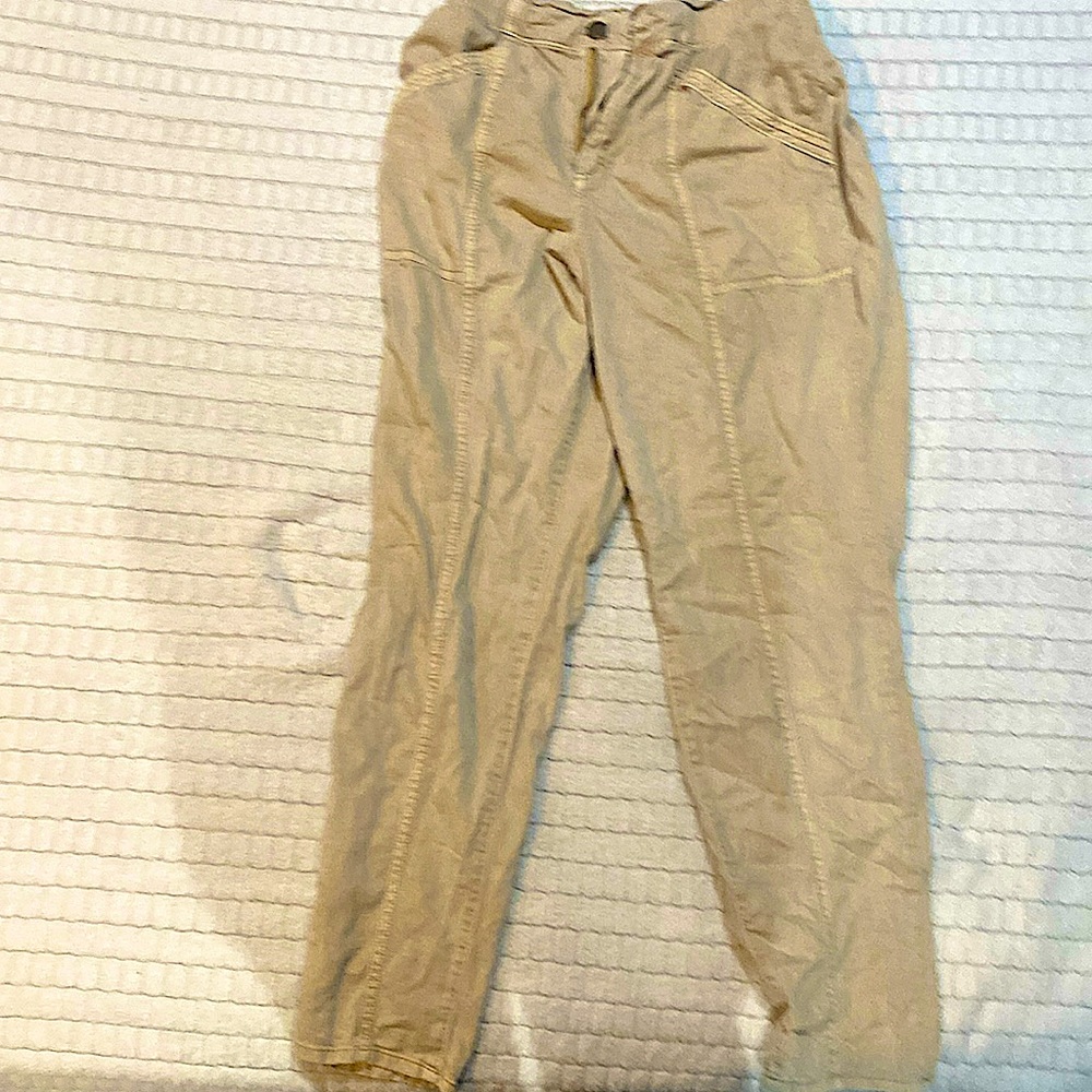 OLD NAVY TAN PANTS